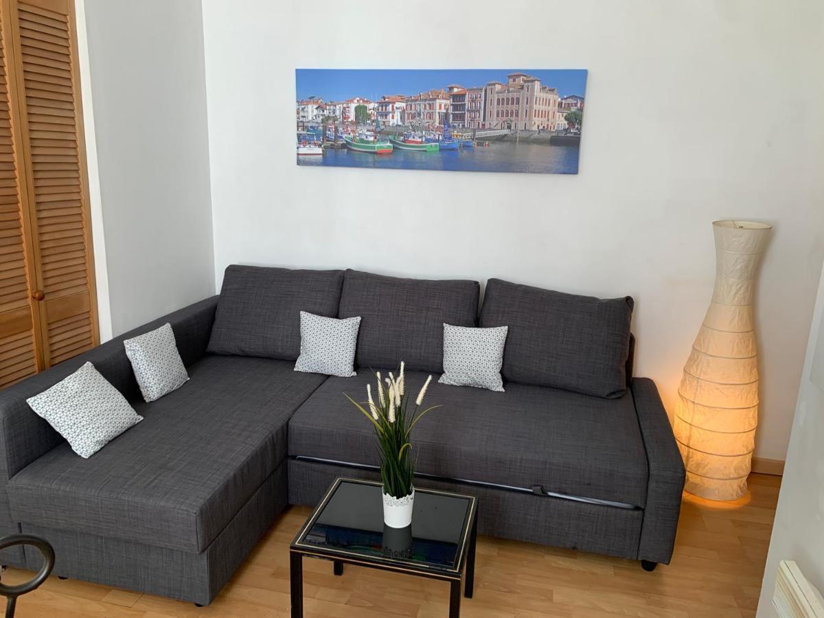 Biarritz Centre, Pres Avenue De Verdun, Cosy Apt 2 Pieces , Salon , Chambre Separe, Rue Tres Calme A 10 Minutes A Pied De La Grande Plage Exterior foto